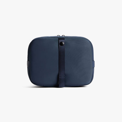 Metro Hanging Toiletry Case