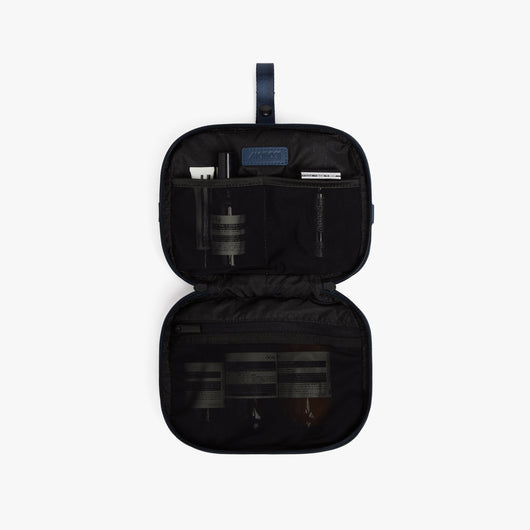 Metro Hanging Toiletry Case