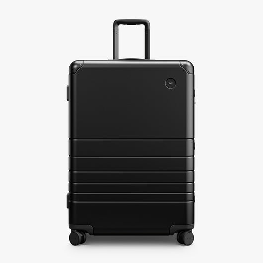 Caviar Black | Front view of Aluminum Check-In Large in Caviar Black