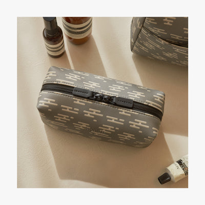 Metro Toiletry Case