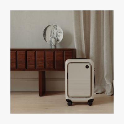 Carry-On Pro
