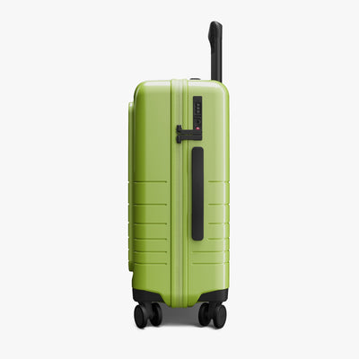 Carry-On Pro