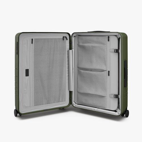 Expandable Check-In Medium