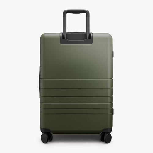 Expandable Check-In Medium
