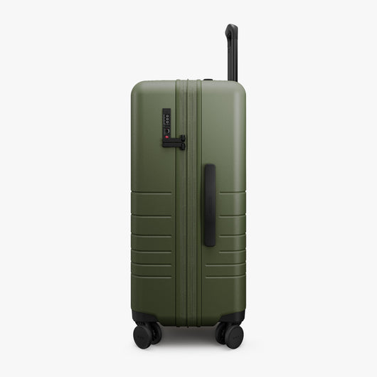 Expandable Check-In Medium