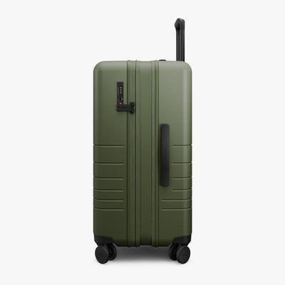 Expandable Check-In Medium