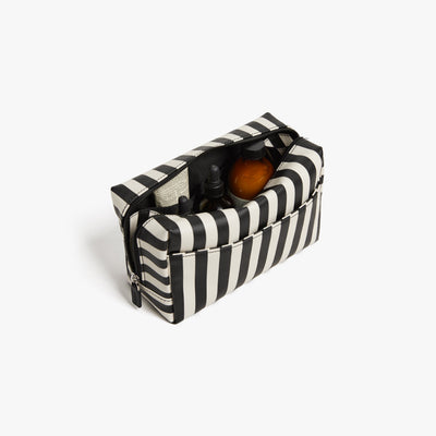 Metro Toiletry Case