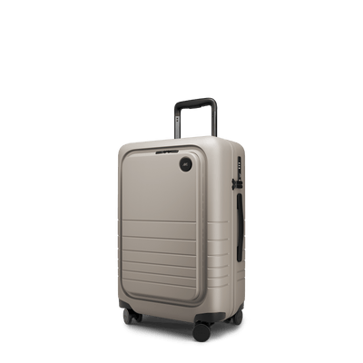 Carry-On Pro