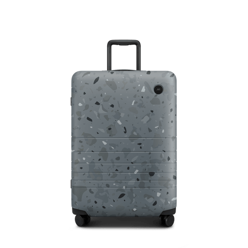 Check-In Medium