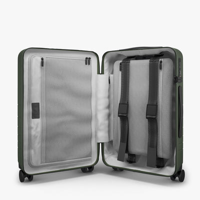 Carry-On Pro