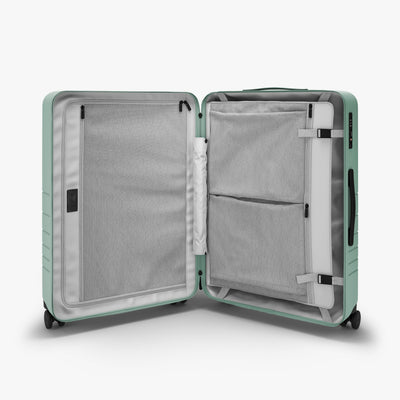 Check-In Medium